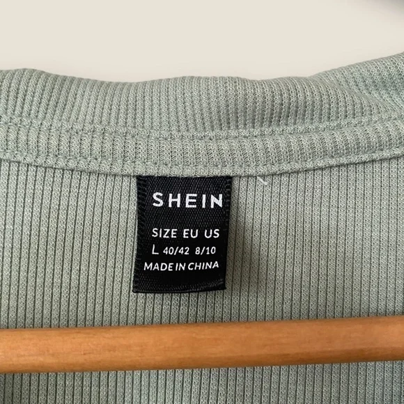 SHEIN Collared Crop Top - Picture 7 of 7